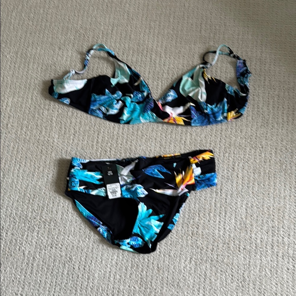 Floral Bikini Set in Blue and Black, Azura, 12